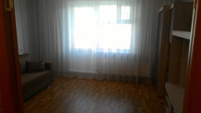 Лот: 9297392. Фото: 1. Сдам 1-комн квартиру с ремонтом... Квартиры, студии