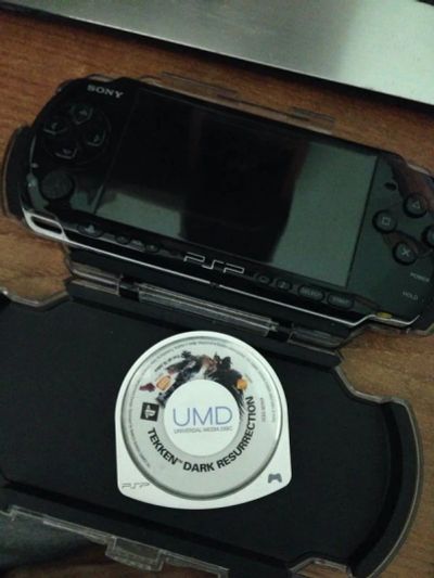Лот: 7114221. Фото: 1. PSP SLIM + жёсткий чехол для эксплуатации... Игровые приставки, консоли
