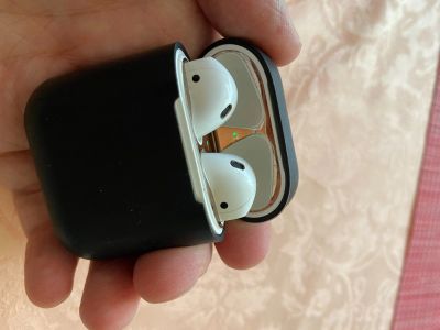 Лот: 17859918. Фото: 1. Наушники Оригинальные Apple AirPods2. Красноярск