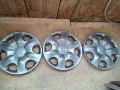 Лот: 11385734. Фото: 1. Комплект колпаков Honda R14 оригинал. Колпаки