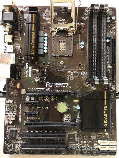 Лот: 11435360. Фото: 1. Материнская плата GigaByte GA-B85-HD3... Материнские платы
