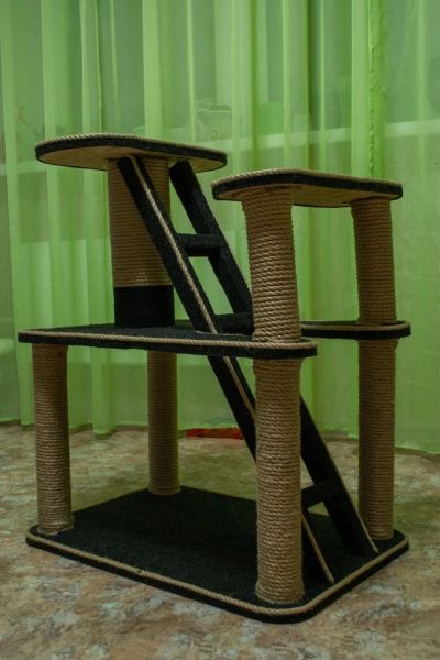 Лот: 14985198. Фото: 1. Когтеточка. Домики, переноски, клетки, когтеточки