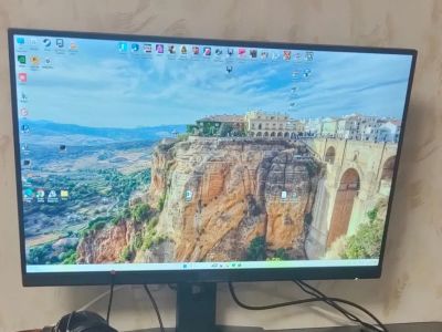 Лот: 24972323. Фото: 1. Монитор 27" MSI G272QPF черный. ЖК-мониторы