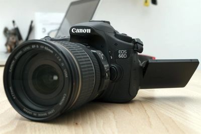 Лот: 3555257. Фото: 1. Canon EOS-60D Kit 18-135mm.Комплект... Цифровые зеркальные