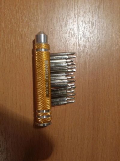 Лот: 6789823. Фото: 1. Отвертка с набором бит Baku. Оборудование для ремонта