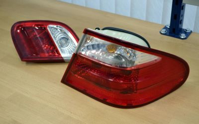 Лот: 8448230. Фото: 1. Фонарь задний правый Mercedes... Оптика и освещение