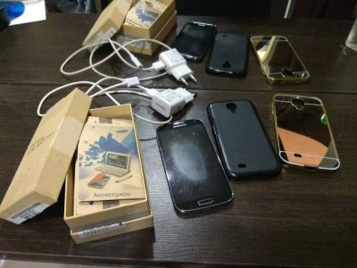 Лот: 10972047. Фото: 1. Samsung Galaxy S4 (GT-i9500). Смартфоны