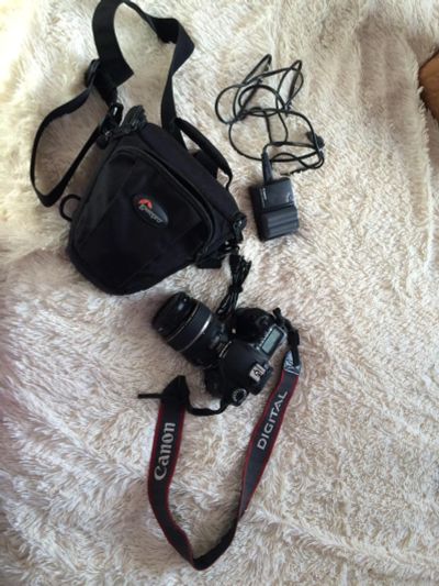 Лот: 7230774. Фото: 1. Фотоаппарат canon EOS 40D. Цифровые зеркальные