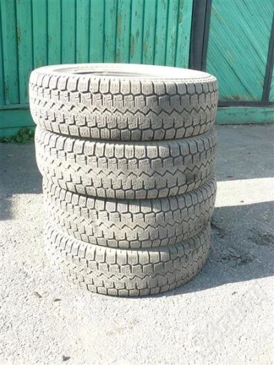 Лот: 545175. Фото: 1. 4 зимних колеса, липучка. Шины
