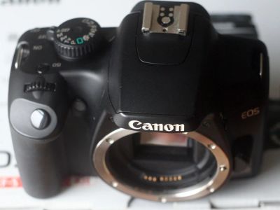 Лот: 11234485. Фото: 1. Canon EOS 1000D body. Цифровые зеркальные