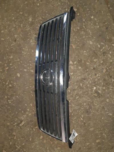 Лот: 21411500. Фото: 1. решетка радиатора Nissan Sunny... Двигатель и элементы двигателя