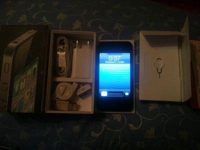 Лот: 3383554. Фото: 1. iPhone 4 16gb РСТ Внимательно... Смартфоны