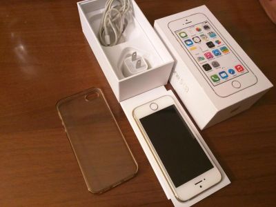 Лот: 10173205. Фото: 1. iphone 5s. Смартфоны