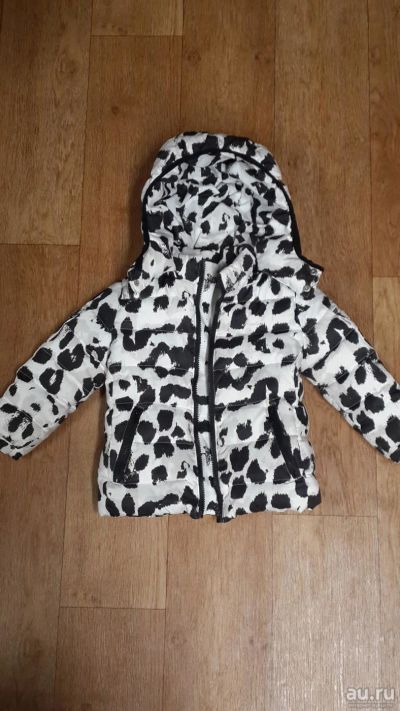 Лот: 9460794. Фото: 1. Куртка на пуху Moschino р.104. Верхняя одежда