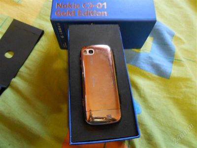 Лот: 2275977. Фото: 1. nokia c3-01 gold полный комплект... Кнопочные мобильные телефоны