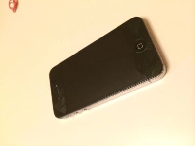 Лот: 3852130. Фото: 1. iPhone 4s 32 gb Sim-Free отличное... Смартфоны