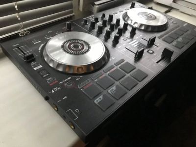 Лот: 16471289. Фото: 1. Dj контроллер ddj-sb2. DJ-оборудование