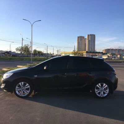 Лот: 10900258. Фото: 1. Opel Astra, 2011 год. Автомобили