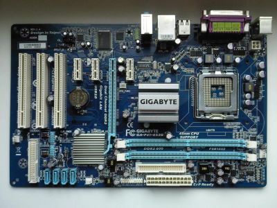Лот: 4688200. Фото: 1. Материнская плата GigaByte GA-P41-ES3G. Материнские платы