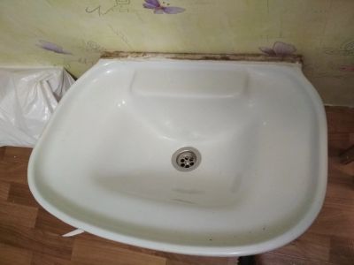 Лот: 17312065. Фото: 1. Раковина б.у. 55 см. Раковины, умывальники