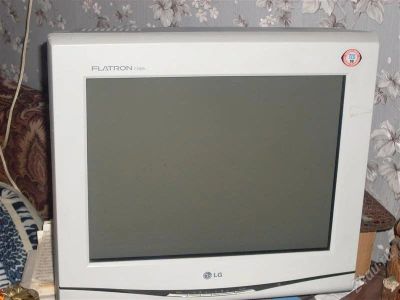 Лот: 838351. Фото: 1. монитор LG. ЭЛТ-мониторы