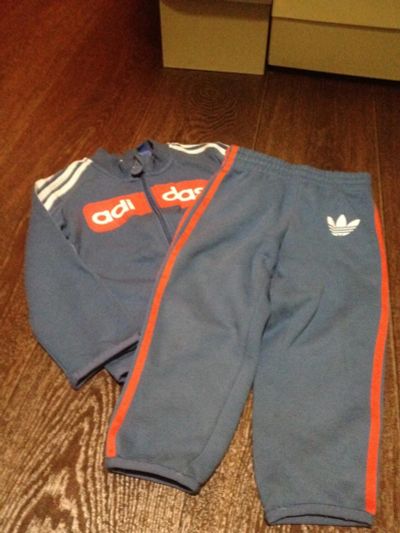 Лот: 8006095. Фото: 1. Костюм Adidas, размер 92. Костюмы, пиджаки, комбинезоны