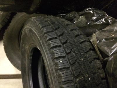 Лот: 4619531. Фото: 1. Шины Goodyear Ice Navi Van 1650R13... Шины