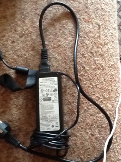 Лот: 3961793. Фото: 1. Зарядка для ноутбука Samsung 11. Корпуса, блоки питания