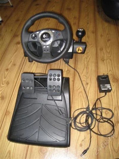 Лот: 2295711. Фото: 1. LOGITECH DRIVING FORCE PRO отличный... Рули, джойстики