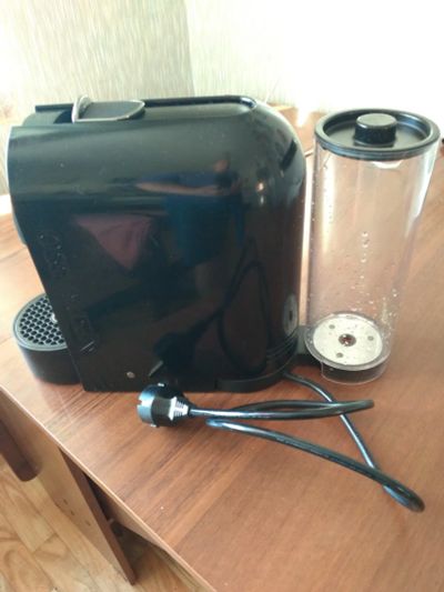 Лот: 20025253. Фото: 1. Кофеварка DeLonghi Nespresso. Чайники, кофемашины, кулеры