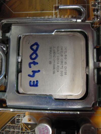 Лот: 5316869. Фото: 1. Процессор Intel Core 2 Duo E4700... Процессоры