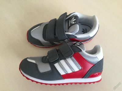 Лот: 5683241. Фото: 1. Детские кроссовки Adidas р.27. Кеды, кроссовки
