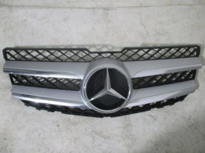 Лот: 15536611. Фото: 1. Решетка радиатора Mercedes-Benz... Кузов