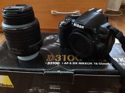 Лот: 10178367. Фото: 1. Nikon D3100 + 18-55mm + 50mm 1... Цифровые зеркальные