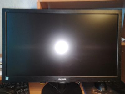 Лот: 19236938. Фото: 1. Монитор Philips 24'дюйма FullHD. ЖК-мониторы
