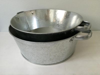 Лот: 6609478. Фото: 1. Тазы оцинкованные 2 шт. набор... Баки, ёмкости