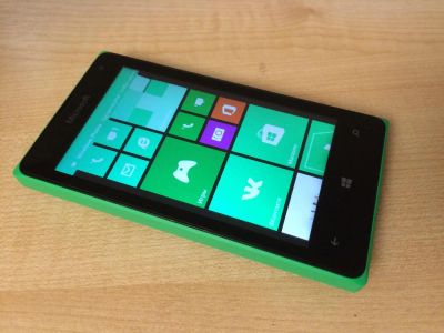 Лот: 6747763. Фото: 1. Смартфон Microsoft Lumia 435 Dual... Смартфоны