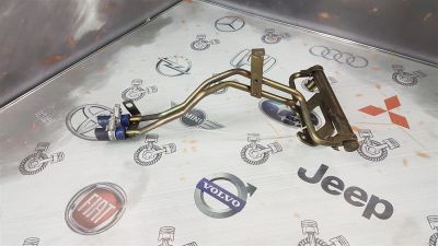 Лот: 23591556. Фото: 1. Топливная рейка Subaru Legacy... Топливная система