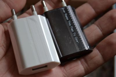 Лот: 8763542. Фото: 1. Сетевое зарядное устройство USB... Зарядные устройства, блоки питания, адаптеры сетевые для смартфонов