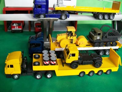 Лот: 4384247. Фото: 1. ..Автомастерская 1/43..Четырёх... Автомоделизм