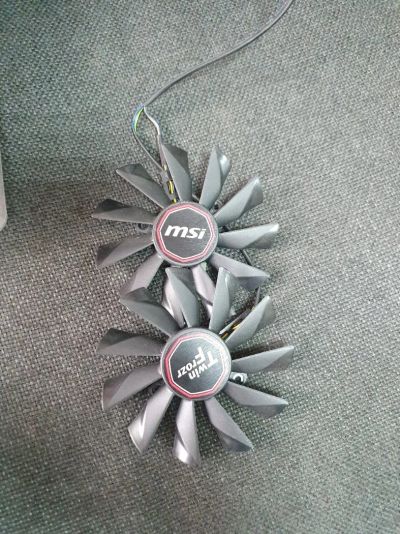 Лот: 16495584. Фото: 1. Кулер для видеокарты MSI 4 pin... Системы охлаждения