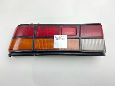 Лот: 25324009. Фото: 1. Фонарь Mazda 626 1980 0436820... Кузов