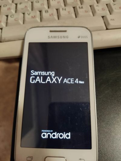 Лот: 19704116. Фото: 1. Смартфон Samsung Galaxy Ace 4. Смартфоны