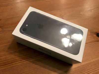 Лот: 8518067. Фото: 1. Новый Apple iPhone 7 32Gb Black... Смартфоны