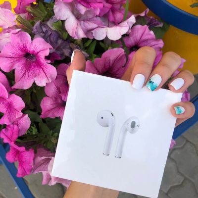 Лот: 14315781. Фото: 1. Беспроводные наушники Apple AirPods... Красноярск