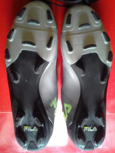 Лот: 16233496. Фото: 1. Fila бутсы для футбола. Другое (обмундирование и экипировка)