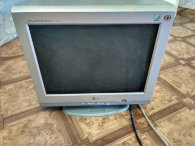 Лот: 8866388. Фото: 1. Монитор lg элт. ЭЛТ-мониторы
