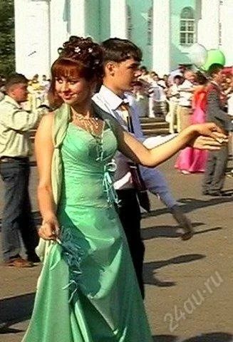 Лот: 860205. Фото: 1. На выпускной, свадьбу и др торжества... Другое (одежда, обувь, галантерея)