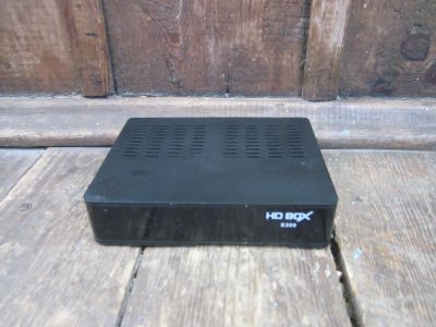 Лот: 25713765. Фото: 1. Тв приставка HD BOX. Другое (тв и видео)