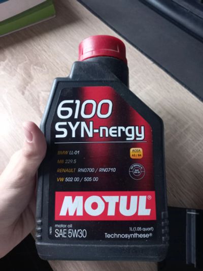 Лот: 19480787. Фото: 1. Motul 6100 5w30. Масла, жидкости
